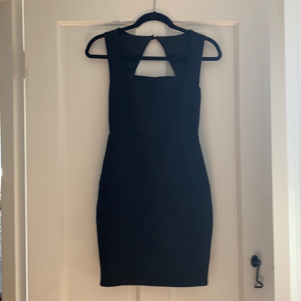 Lulu’s black dress extra small never worn